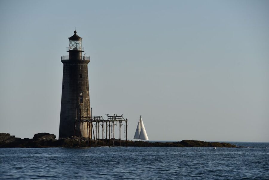 Portland: Sunset Lighthouse Cruise in Casco Bay with Drinks - What to bring and how to prepare