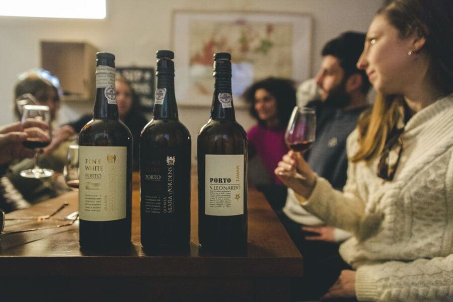 Porto: Evening Local Food Crawl with Drink Pairings - What the $81 price really covers