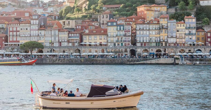 Porto: Six Bridges Douro River Cruise with Drinks - Who should book this Douro cruise