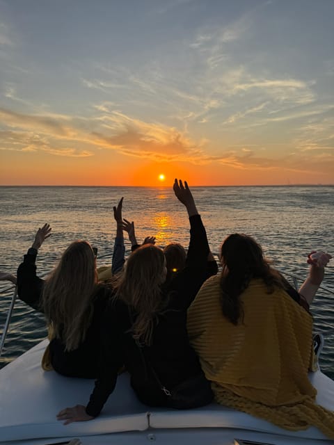 Porto: Small-Group Douro River Sunset Cruise with Drink - Leaving From Douro Marina