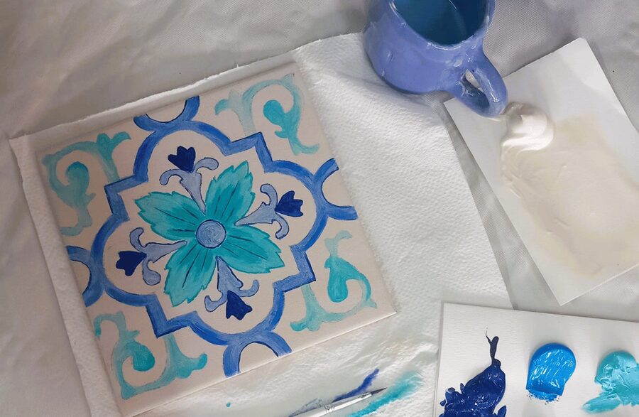 Porto: Tile Painting and Cocktails in Downtown Porto - What Happens During the Two Hours