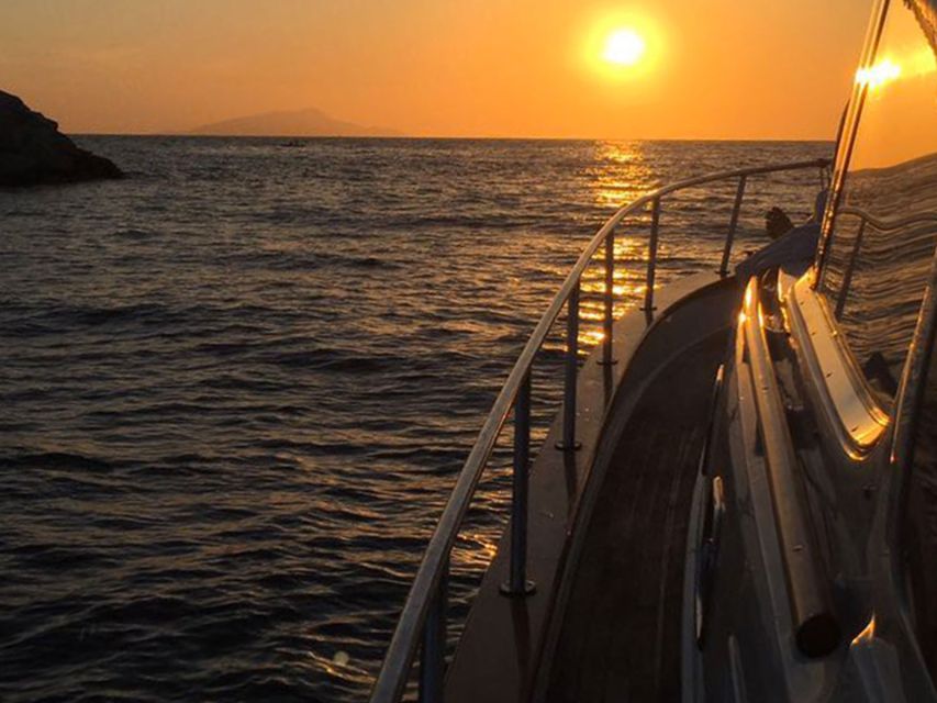 Positano: Sunset Cruise Day Trip with Drinks and Snacks - Leaving Positano by speedboat