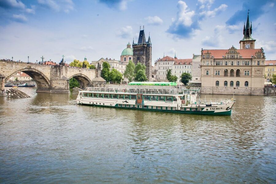 Prague: Afternoon Beer Cruise with Drinks Included - Indoor comfort, outdoor photos, and onboard commentary