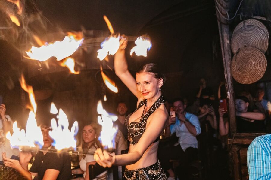 Prague: Medieval Dinner with Unlimited Drinks - What happens during the 2.5-hour show