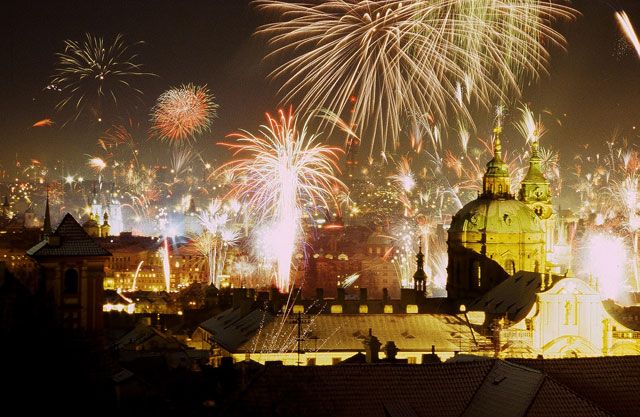 Prague: New Year's Eve Pub Crawl & Karlovy Lazne Club Entry - Arriving at Karlovy Lázně beside Charles Bridge