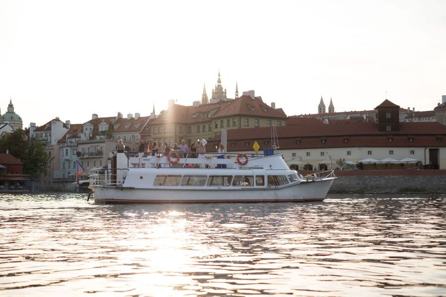 Prague: Vltava River Private Boat Party with Drinks - What this Vltava party cruise is really like