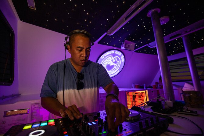 Premier Waikiki Sunset Party Cruise with Live DJ and Full Bar - Kewalo Basin Harbor at 5:30 pm