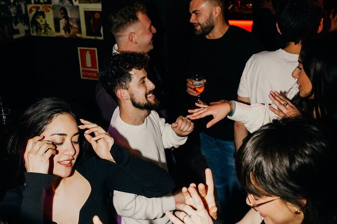 Private Barcelona Nightlife & Hidden History Tour with Drinks - Four bars instead of one fixed pub