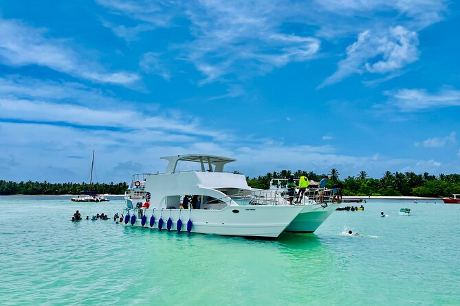 Private Catamaran Cruise with Slide & unlimited drinks - Snorkeling at the coral reef