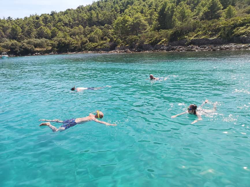 Private Island Hopping Boat tour around Zadar with Drinks - Is $235 good value for up to seven people?