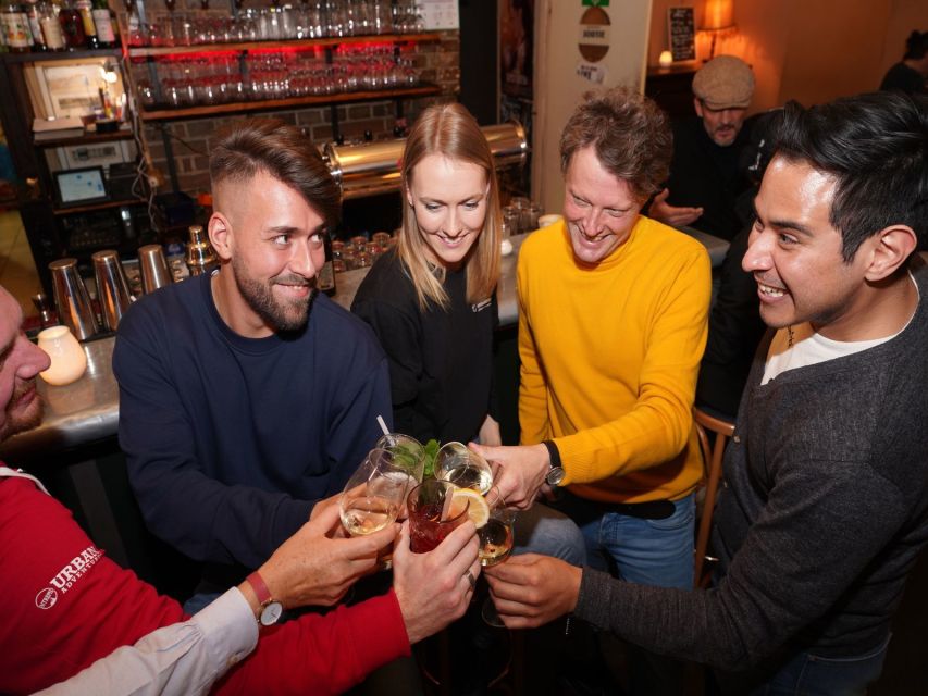 Private Night Tour: Viennese Food & Rooftop Cocktails - A traditional Austrian dinner in the 5th District