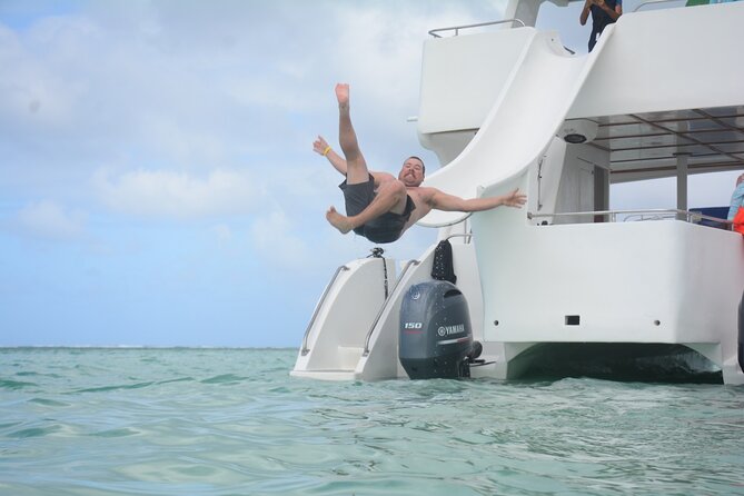 Private Party Boat Cruise: Sound System, Open Bar, Natural Pool - What the open bar and food really add
