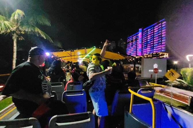 Private Party Bus Loop in Cancun - Who will enjoy this most