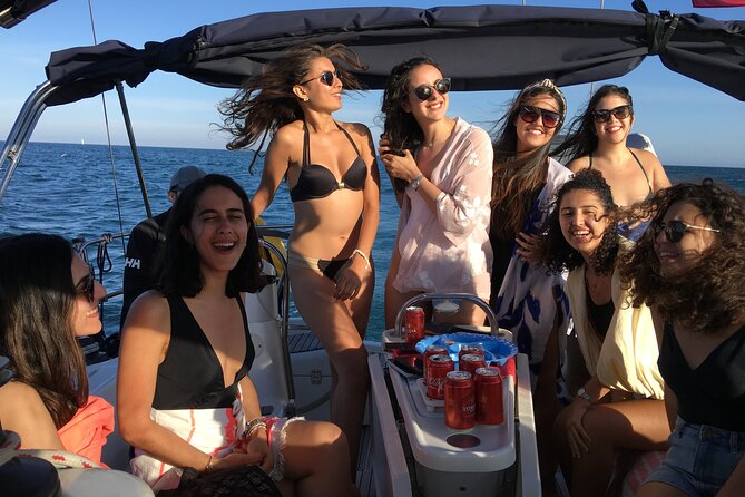 Private sailing trip from Barcelona with open bar - Morning, afternoon, or sunset
