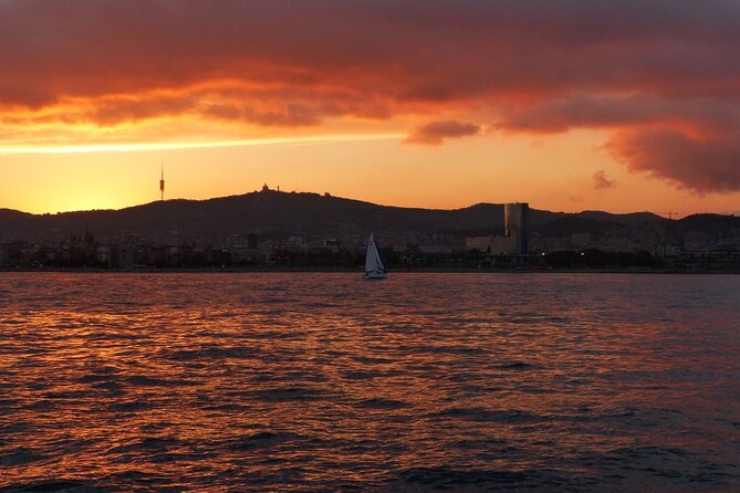 Private Sailing with SUP, Drinks and Appetizers from Barcelona - Why Albert and Anje matter