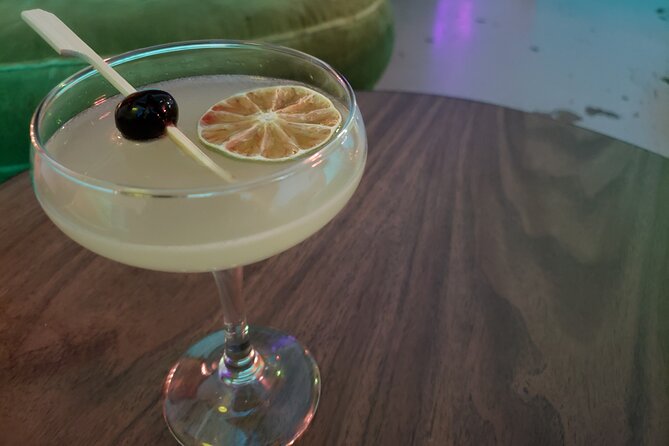 Private Seattle Cocktail Tour - What the private format really gives you