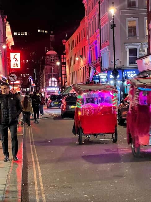 Private Secret Gay Bar Hopping Tour in Soho - Walking into Soho’s LGBTQ+ story