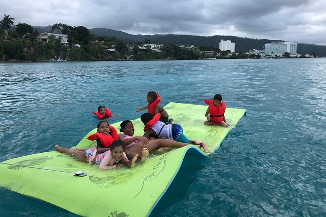 Private Yacht Party Boat Rental Excursion in Ocho Rios, Jamaica - Cruising along the Ocho Rios coast