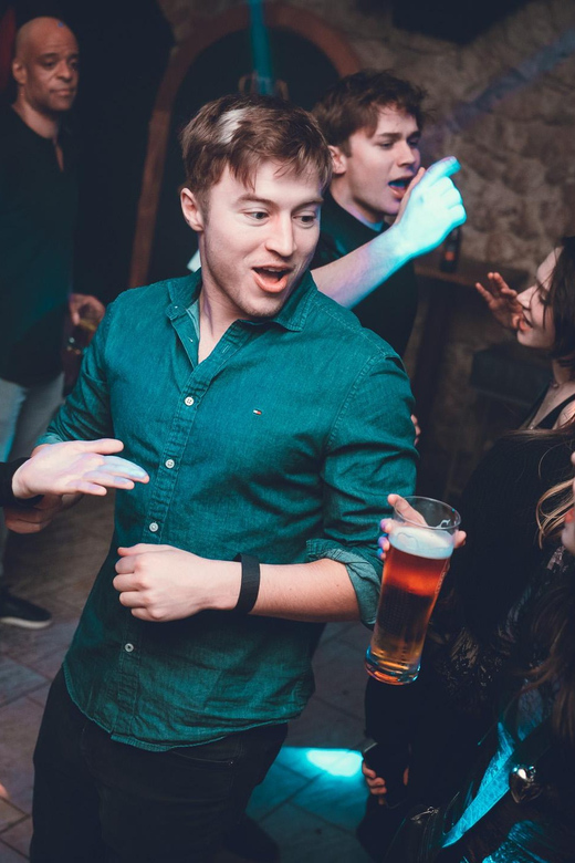 Pub Crawl - 1-hour Open Bar then Vip to 5 Clubs - Krakow - Reaching the final club around 3 AM