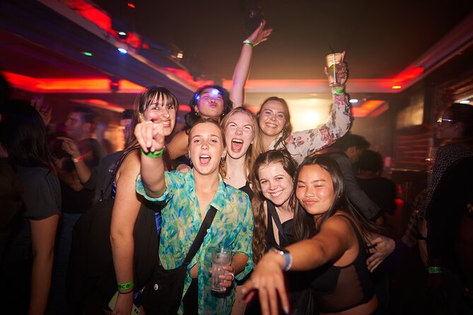 Pub Crawl of Central London - Going alone, with friends, or as a small group