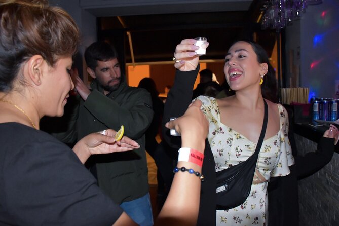 Pub Crawl Palermo - Piazza Sant’Anna and five different bar moods
