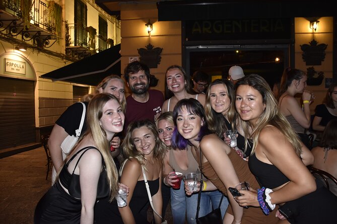 Pub Crawl Palermo - Meeting Luis at Finch Lounge at 9:30 pm