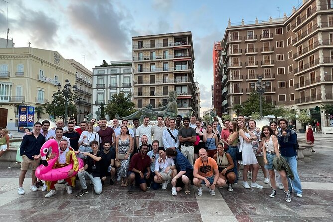 Pub Crawl Tour in Valencia - Four bars, one easy route through Ciutat Vella