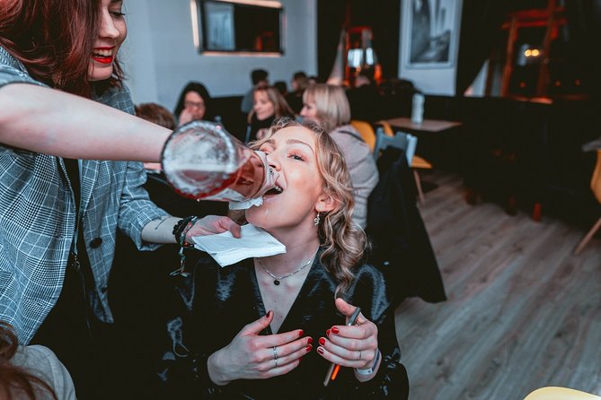 Pub Crawl + Unlimited Drinks + VIP entry + Drinking Games & Photographer - Booking, cancellation, and useful timing tips