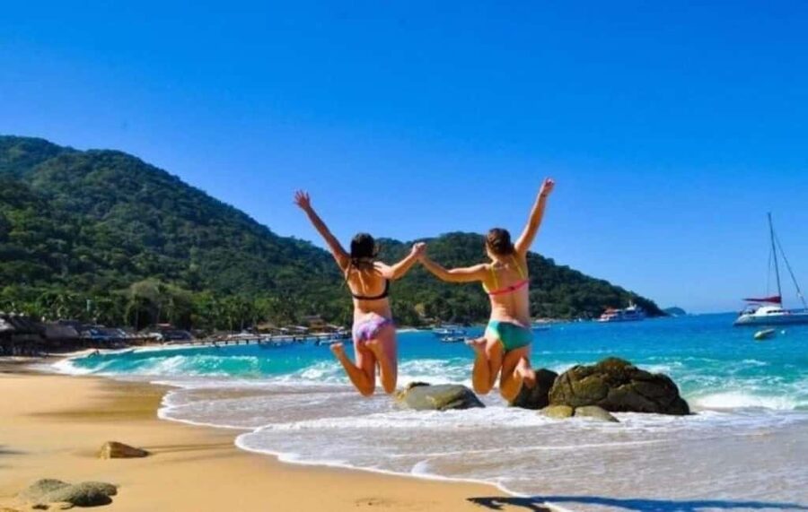 Puerto Vallarta: Beach, Breakfast, Lunch & Open Bar - Los Arcos: scenery first, snorkeling second