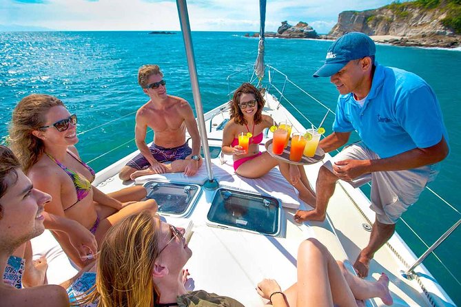 Puerto Vallarta Luxury Sailing with Premium Open bar & lunch - What lunch and the open bar actually add