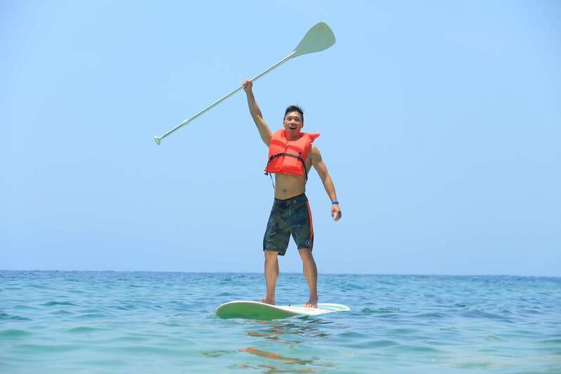 Puerto Vallarta: Luxury Yacht Tour with Lunch and Open Bar - Who Will Enjoy This Yacht Tour Most