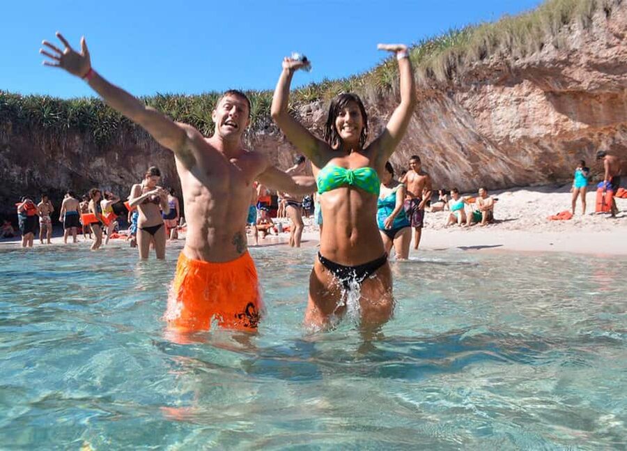 Puerto Vallarta: Marietas Island, Breakfast, Lunch, Open Bar - Key points at a glance
