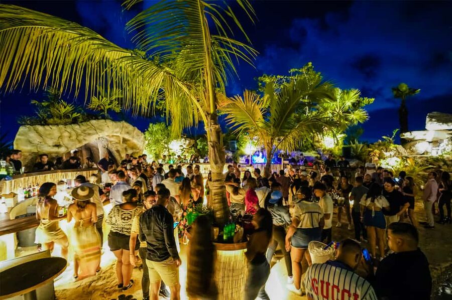 Punta Cana: Maroca Club Open Bar (Entry, Drinks & Transfers) - Key points before you book