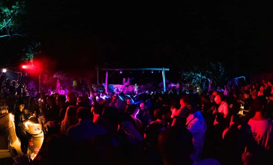 Punta Cana: Maroca Club Open Bar (Entry, Drinks & Transfers) - Booking, cancellation, and practical planning