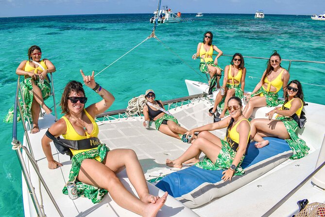 Punta Cana Party Boat (Only Adult) - The shallow natural pool stop