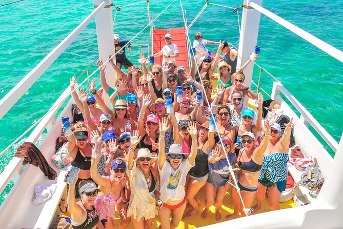 Punta Cana Party Boat (Only Adult) - Drinks, snacks, and what you should eat first
