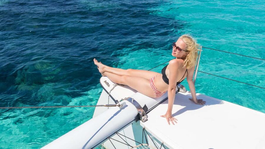Punta Cana: Saona Island Catamaran Tour with Food & Open Bar - Reaching the boats and choosing your ride