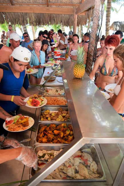 Punta Cana: Saona Island Full-Day Open Bar, Lunch & Transfer - How to prepare for a smoother day