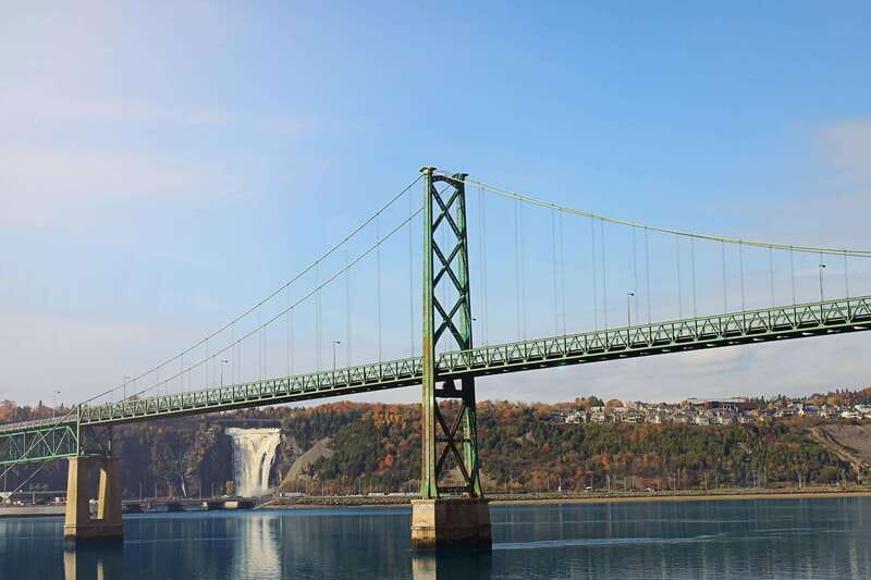 Québec City: 2-Hour Cocktail & DJ Evening Cruise - Accessibility and Comfort Considerations