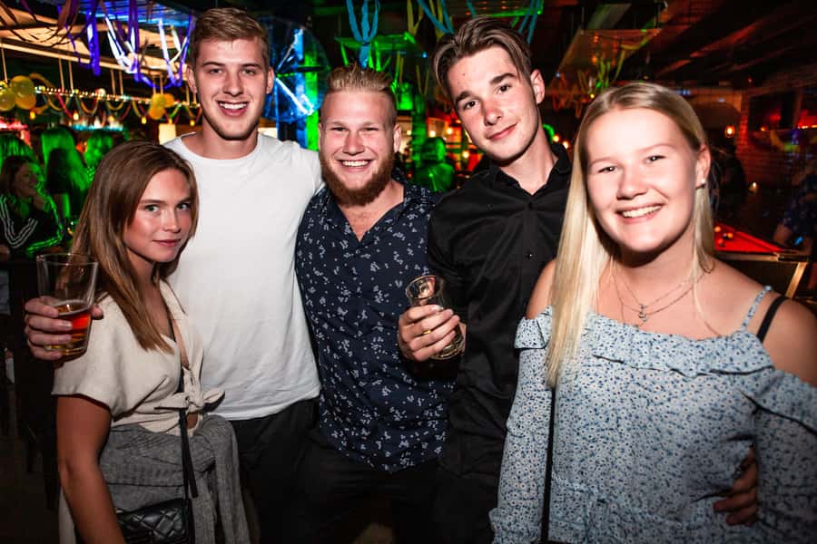 Queenstown: Ice Bar Crawl - The Ice Bar visit
