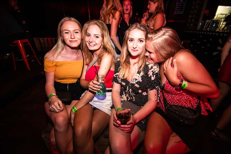 Queenstown: Ice Bar Crawl - Five Queenstown bars, not one fixed venue