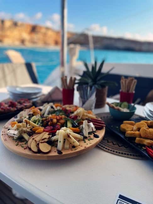 Rethymno Premium Catamaran Cruise: Healthy Lunch & Open Bar - Should you book it?