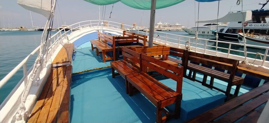 Rhodes: Sunset Cruise to Kallithea with Drinks and Snacks - What the onboard atmosphere is really like