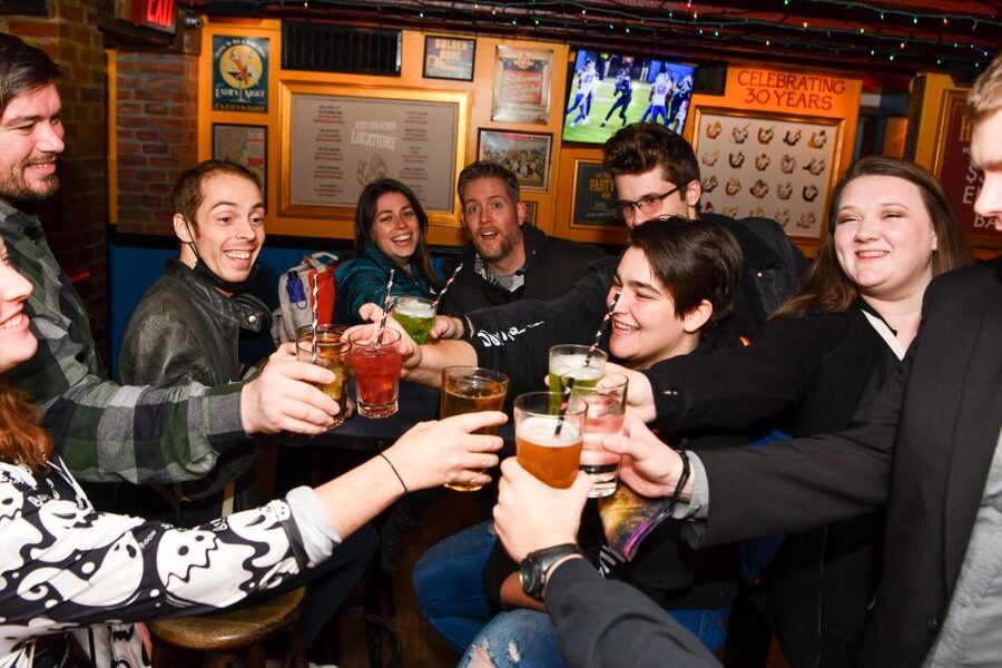Richmond Ghosts Boos and Booze Haunted Pub Crawl - Who should book this Richmond night out?