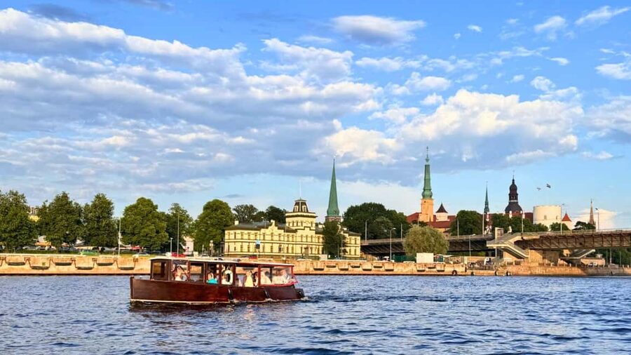 Riga: Canal Boat Tour with Welcome Drink & Audio Guide - A $9 view of Riga from the water