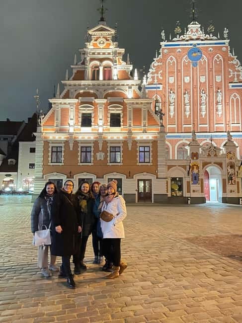 Riga: Old town pub & bar crawl, hidden gems, and local party - Group size changes the feel