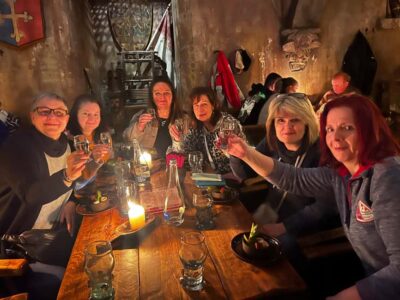 Pub Crawl for 50+ with Folk Clubs & Authentic Bars
