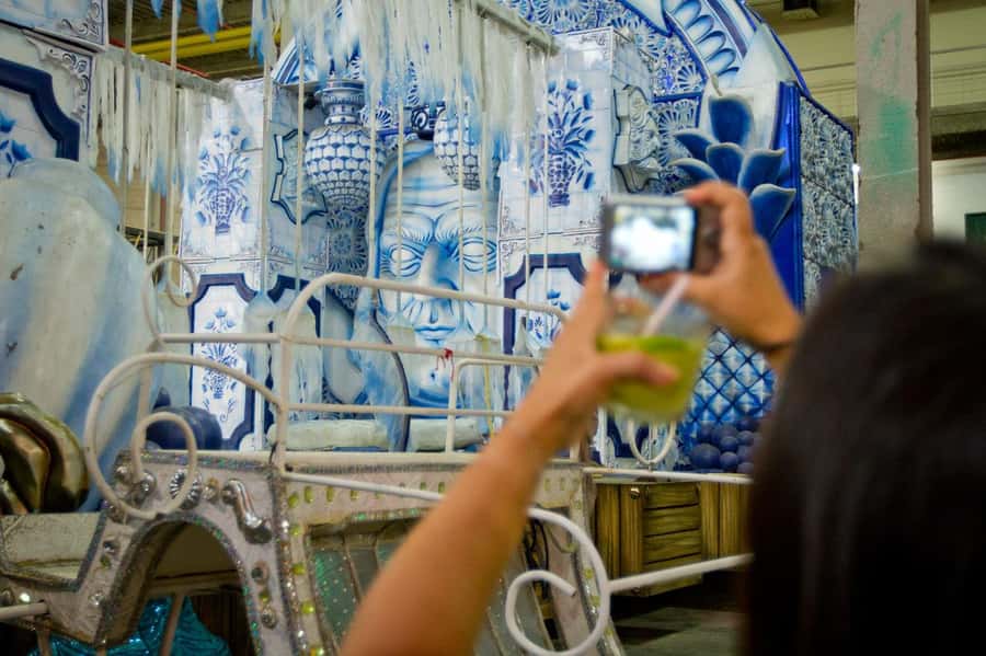 Rio: Carnival Backstage Tour at Samba City with Cocktail - Key points to know before booking