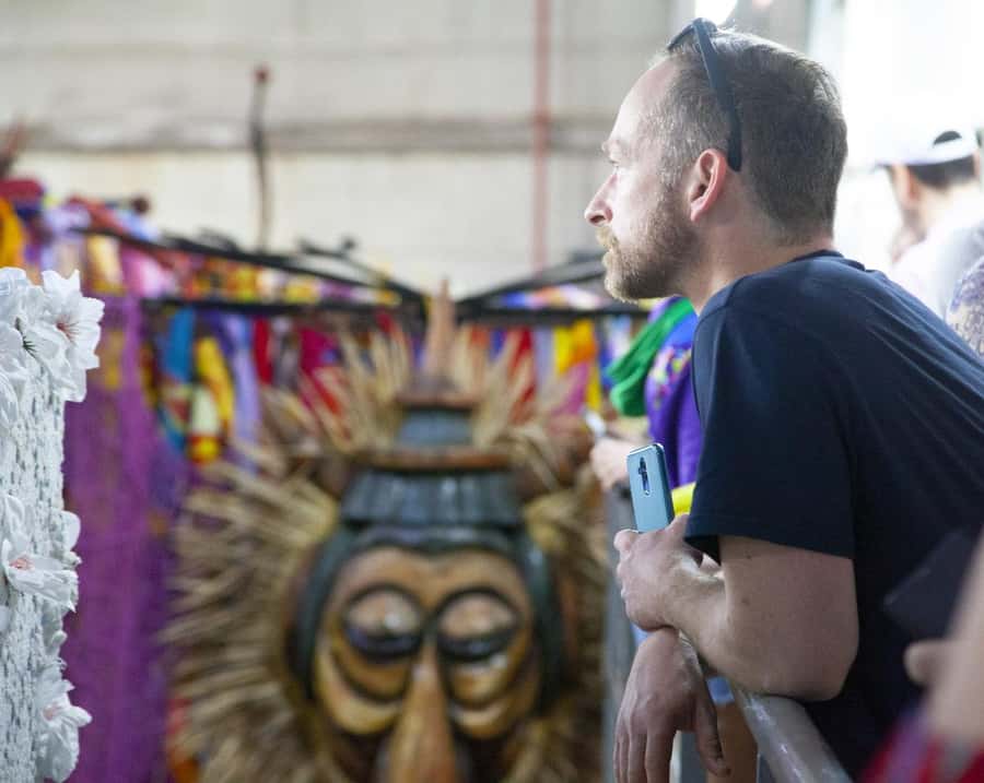 Rio: Carnival Backstage Tour at Samba City with Cocktail - Costumes are the tour’s most playful stop