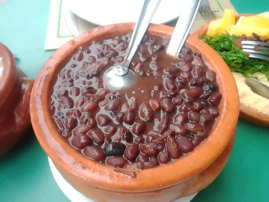 Rio de Janeiro: Barra da Tijuca Walk & Food Tour with Drinks - Starting beside the beach in Jardim Oceânico